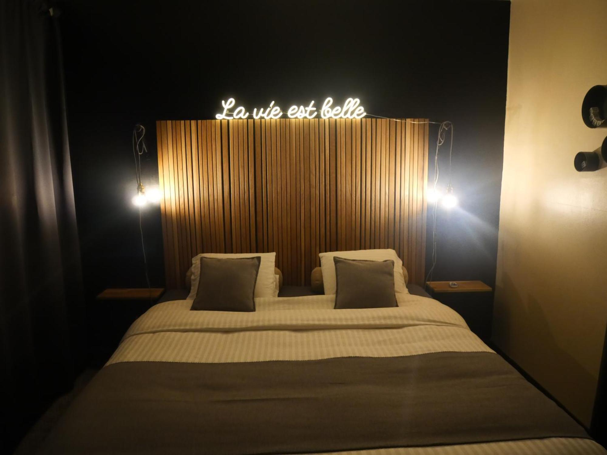At Home - Jacuzzi Privatif Gesves ภายนอก รูปภาพ